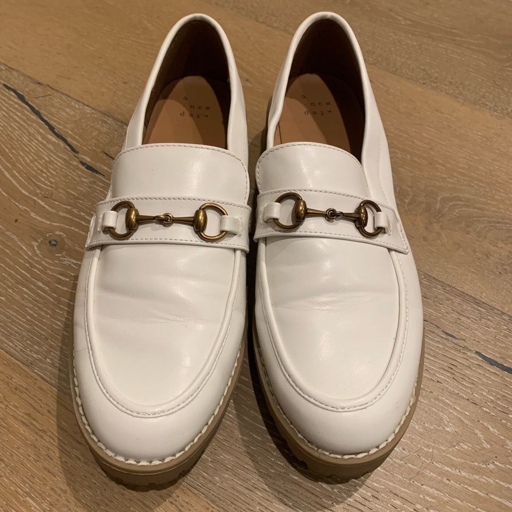 White horse bit loafers